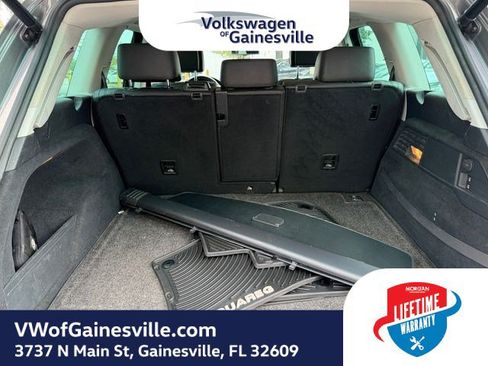 Used 2014 Volkswagen Touareg Executive AWD/4WD image 7