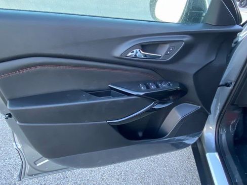 New 2026 Chevrolet Trax RS w/ Sunroof Package image 19