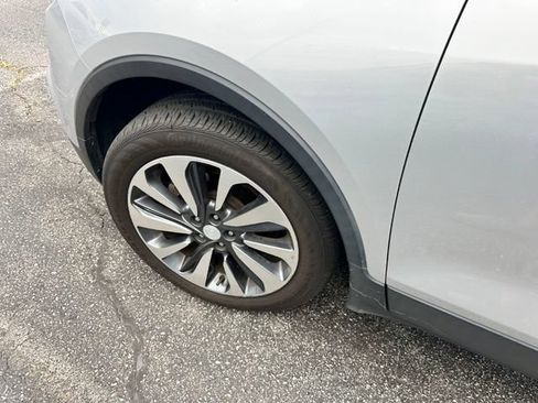 Certified 2022 Buick Encore Preferred w/ Safety Package FWD image 28