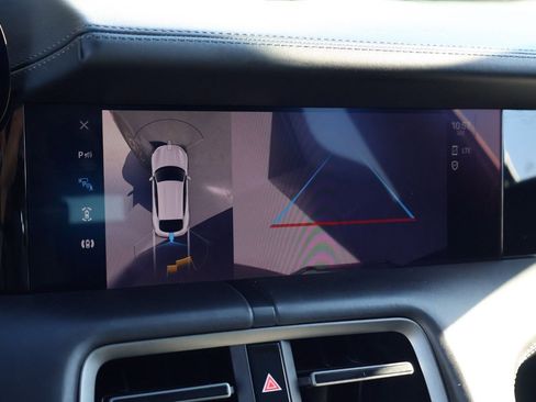 Certified 2022 Porsche Taycan 4 Cross Turismo image 19