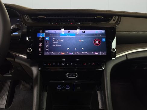 New 2026 Jeep Grand Cherokee L Limited AWD/4WD image 19