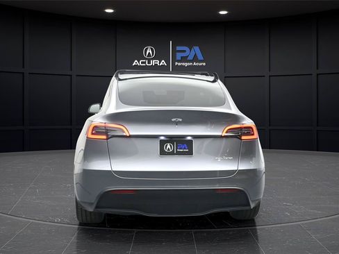 Used 2025 Tesla Model Y Long Range AWD/4WD image 23