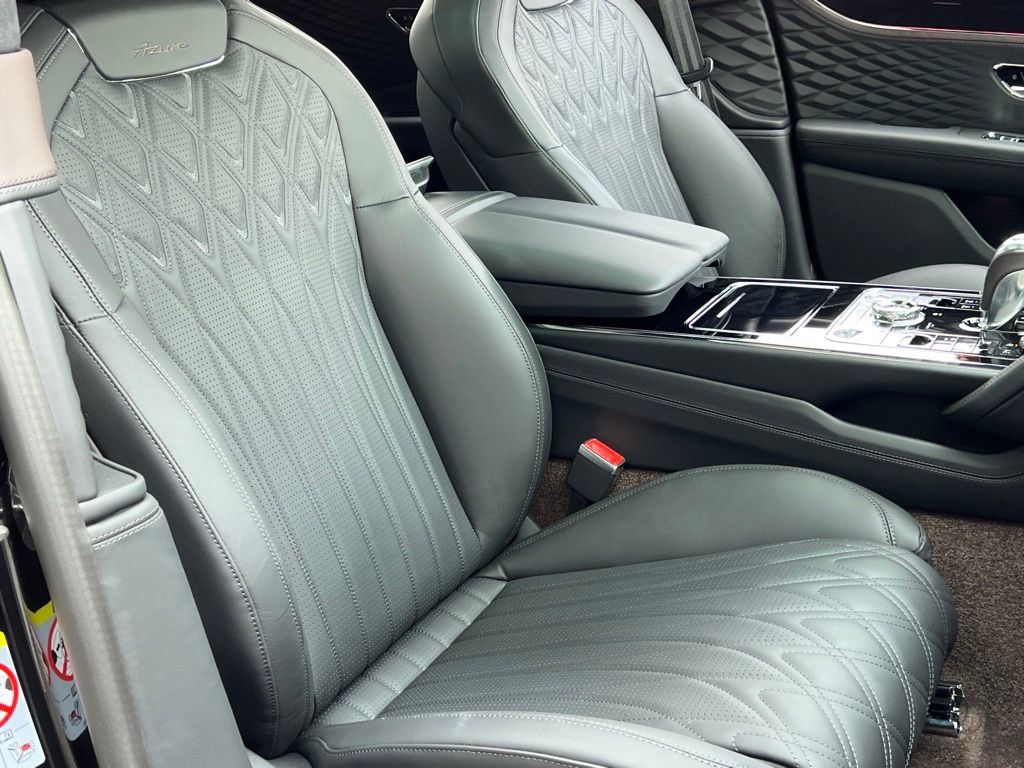 Used 2026 Bentley Flying Spur Azure AWD/4WD image 38