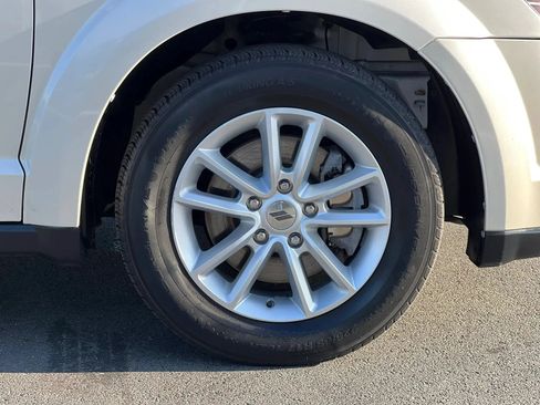 Used 2019 Dodge Journey SE w/ Premium Group FWD image 44
