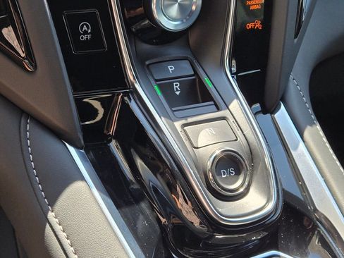 Certified 2025 Acura RDX SH-AWD image 28