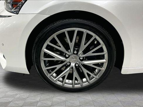 Used 2018 Lexus IS 300 AWD w/ Comfort Package image 34
