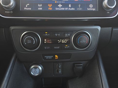 Used 2023 Nissan Leaf S FWD image 17