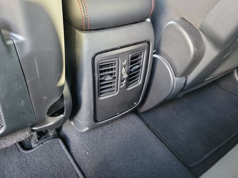 Certified 2024 Dodge Durango GT w/ Blacktop Package AWD/4WD image 11