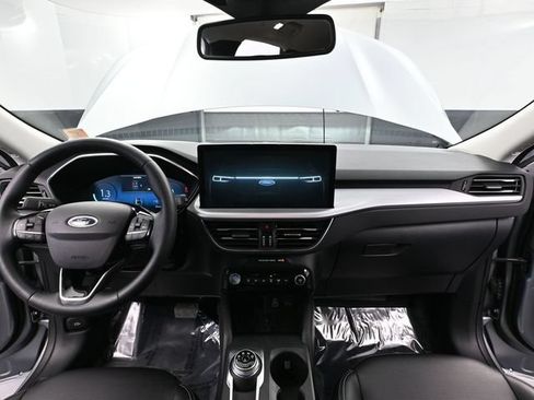 Used 2024 Ford Escape Platinum AWD/4WD image 24