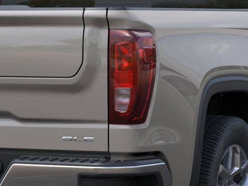 New 2026 GMC Sierra 1500 SLE w/ Preferred Package RWD image 11