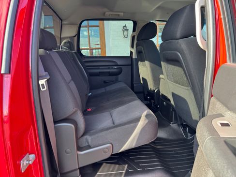 Used 2010 GMC Sierra 1500 SLE w/ Power Pack Plus image 28