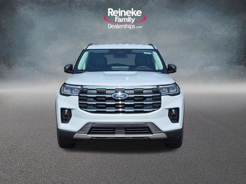 New 2026 Ford Explorer Active w/ Active Comfort Package AWD/4WD image 2