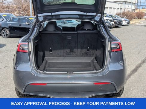 Used 2023 Tesla Model Y Long Range image 6