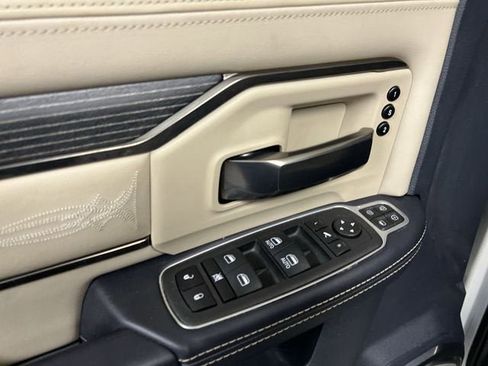 Used 2023 RAM 3500 Limited image 24