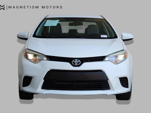 Used 2014 Toyota Corolla LE FWD image 6