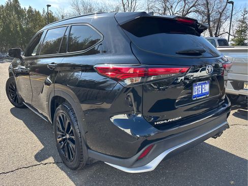 Used 2023 Toyota Highlander XSE AWD/4WD image 41