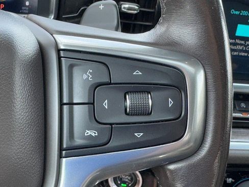 Used 2022 Chevrolet Silverado 1500 LTZ w/ LTZ Premium Package AWD/4WD image 18