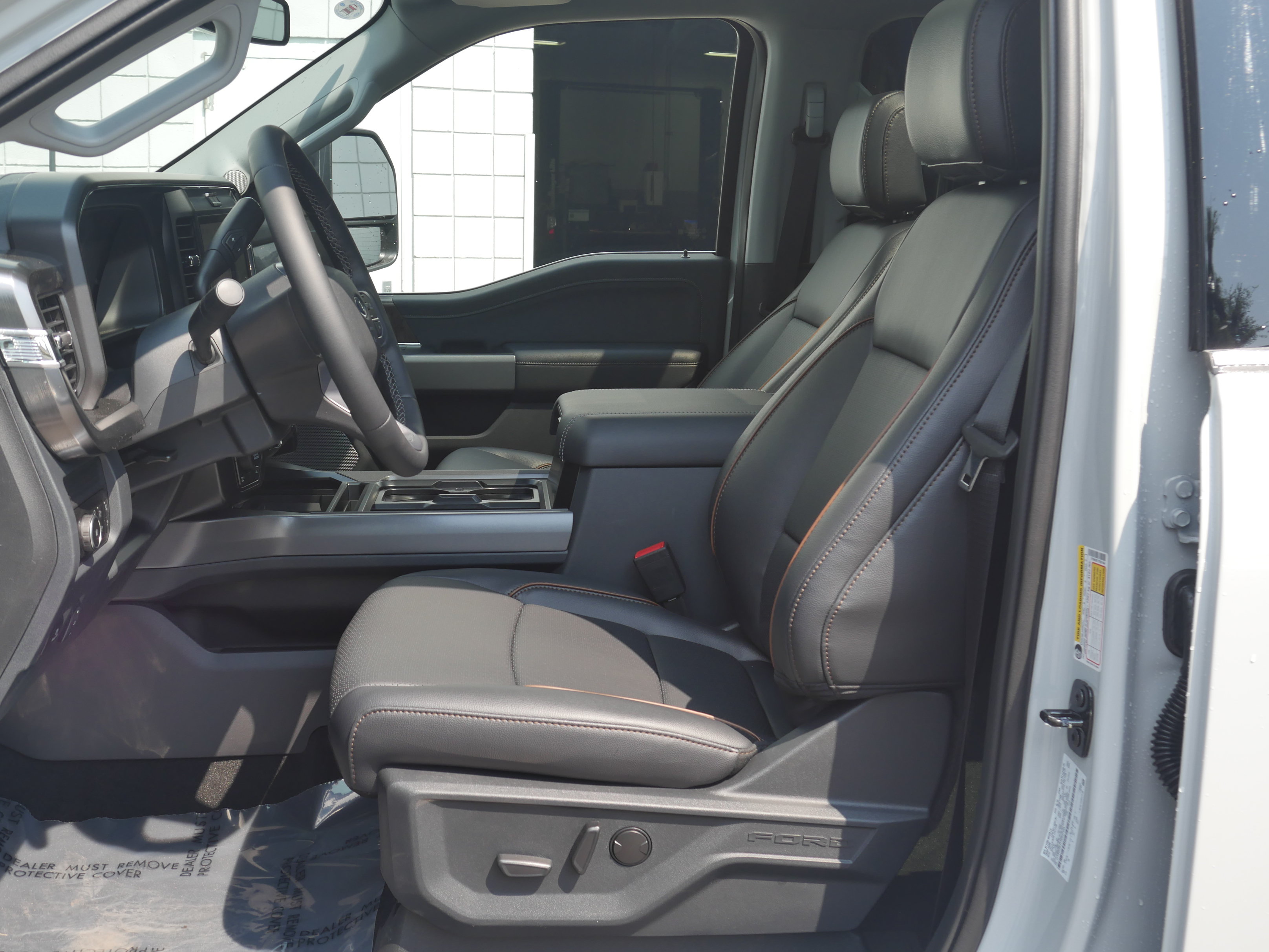 New 2026 Ford F350 Lariat w/ Lariat Premium Package AWD/4WD image 3