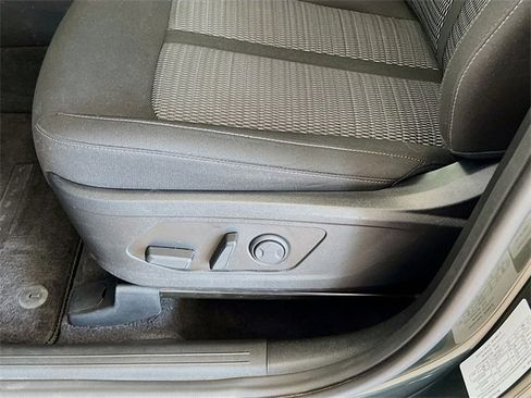 Used 2023 Kia Sorento LX image 21