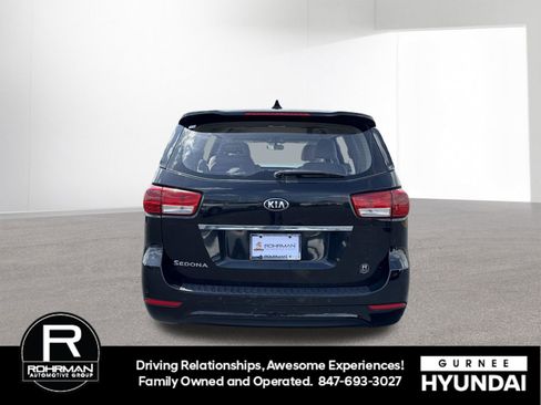Used 2015 Kia Sedona L FWD image 7