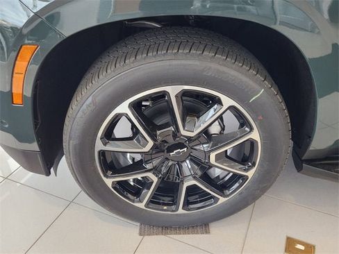 New 2026 Chevrolet Suburban RST w/ Advanced Technology Package image 11