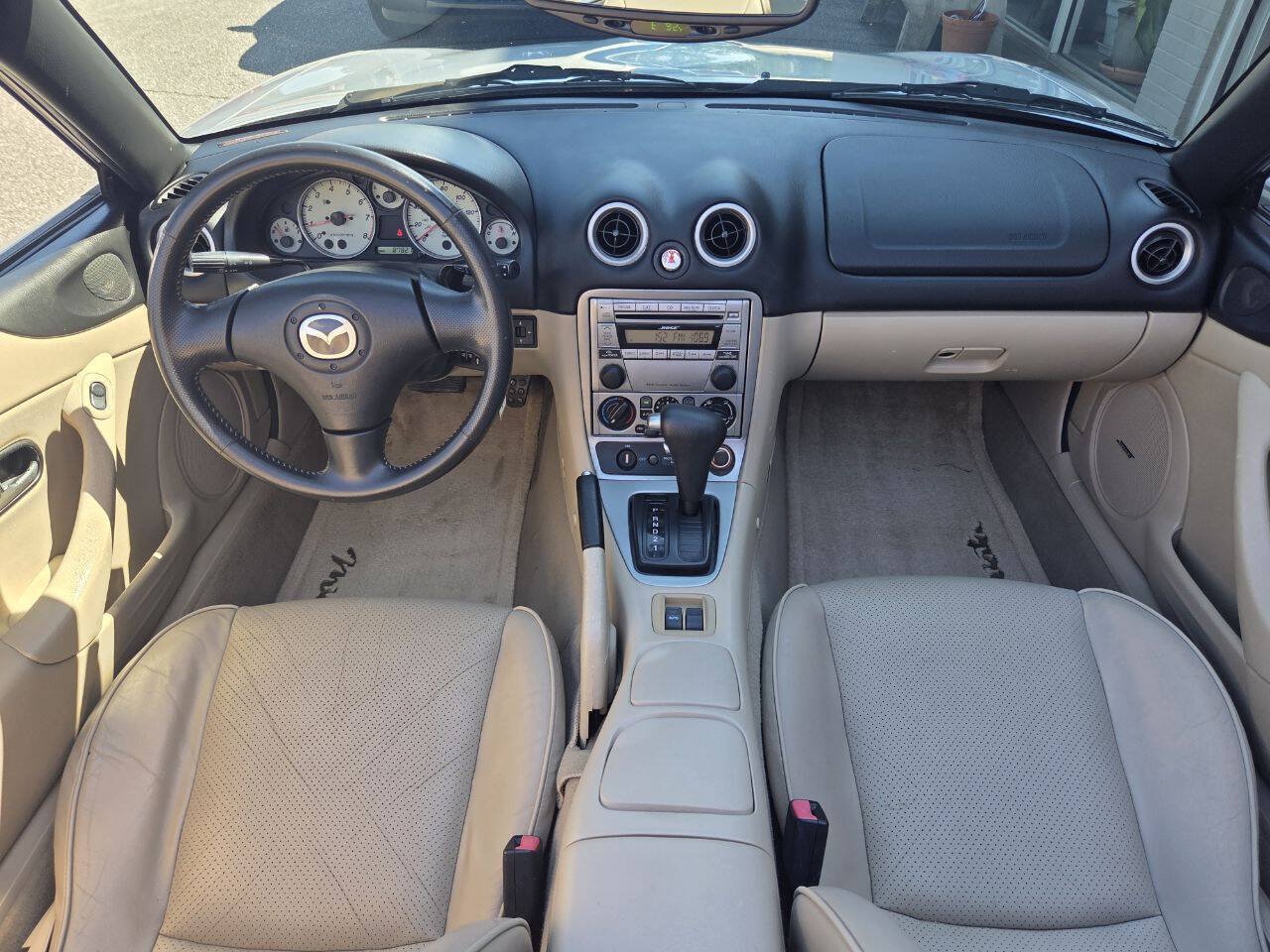 Used 2005 MAZDA MX-5 Miata LS RWD image 11