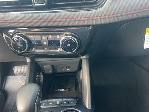 Used 2026 Chevrolet TrailBlazer RS w/ Convenience Package image 15