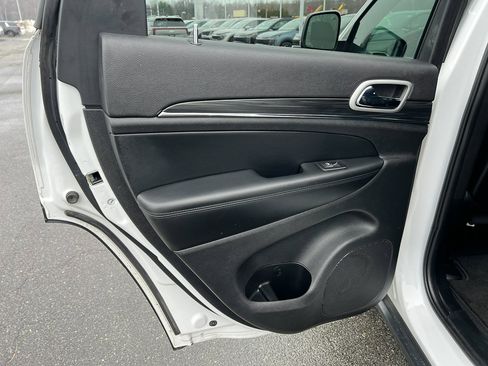 Used 2021 Jeep Grand Cherokee Limited w/ Trailer Tow Group IV image 25