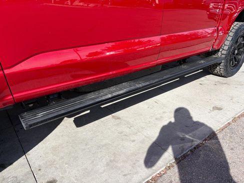 Used 2023 Ford F150 Lightning Platinum image 31