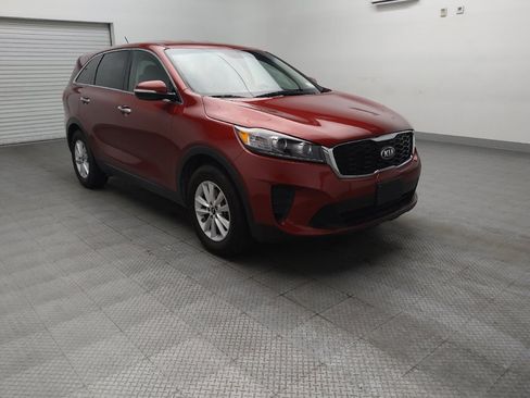Used 2019 Kia Sorento FWD V6 image 13