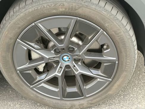 Used 2023 BMW i4 eDrive35 w/ Premium Package RWD image 4