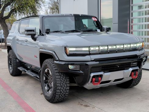 Used 2024 GMC Hummer EV 3X w/ Extreme Off-Road Package image 35