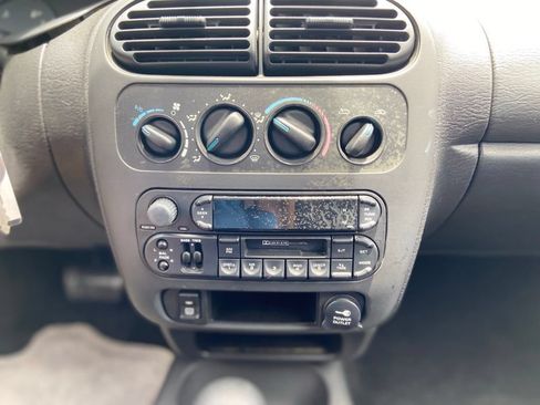Used 2004 Dodge Neon SE FWD image 24