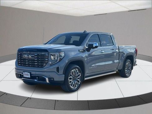 Used 2025 GMC Sierra 1500 Denali Ultimate image 8