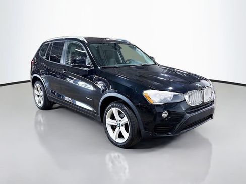 Used 2017 BMW X3 xDrive28i AWD/4WD image 3