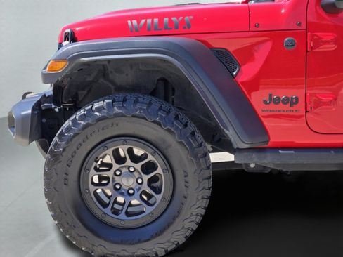Used 2023 Jeep Wrangler Unlimited Sport w/ Xtreme 35 Tire Package AWD/4WD image 31
