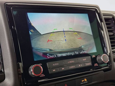 Used 2023 Nissan Frontier PRO-4X w/ Technology Package image 27