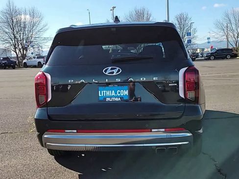 Used 2025 Hyundai Palisade Calligraphy image 7
