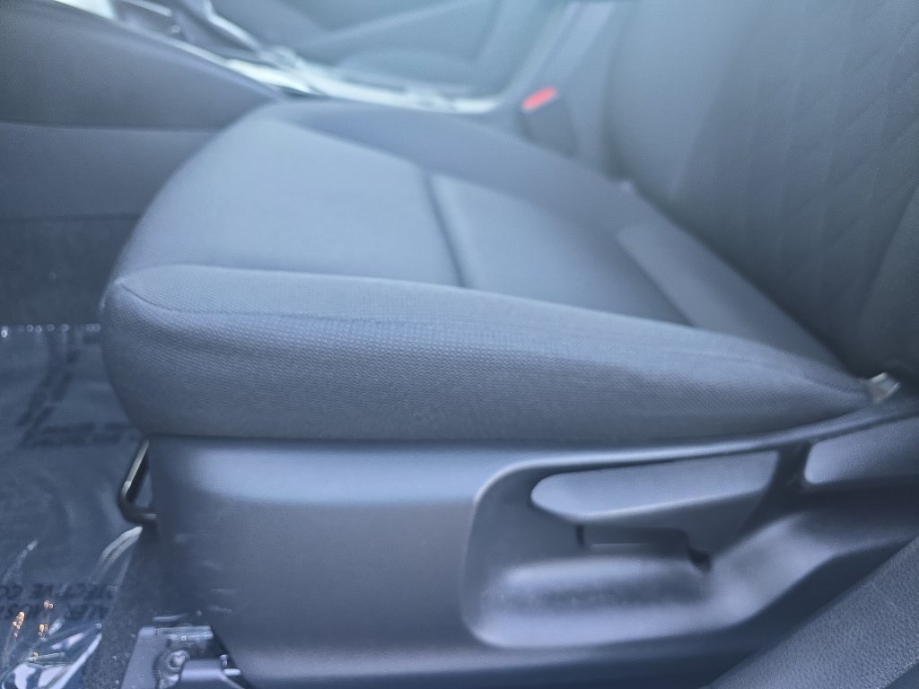 Used 2024 Toyota Corolla LE FWD image 28