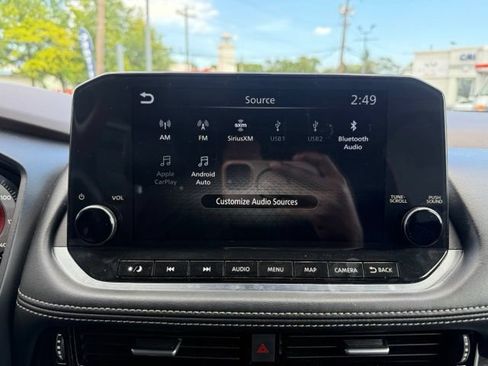 Used 2022 Nissan Rogue Platinum w/ Head-Up Display Package AWD/4WD image 35