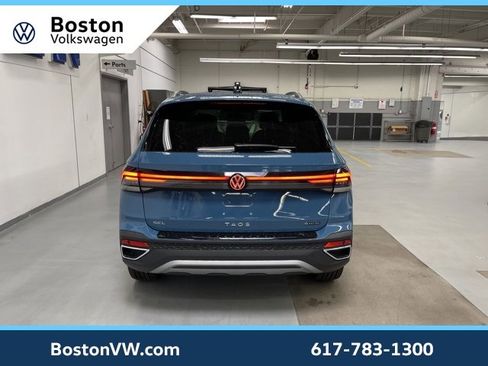 New 2026 Volkswagen Taos SEL image 3