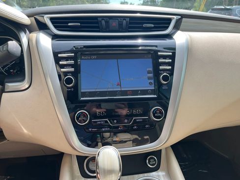 Used 2015 Nissan Murano SV FWD image 19