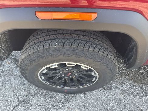 New 2026 GMC Canyon AT4 image 10