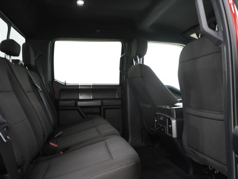 Used 2019 Ford F150 XLT w/ Equipment Group 302A Luxury AWD/4WD image 12