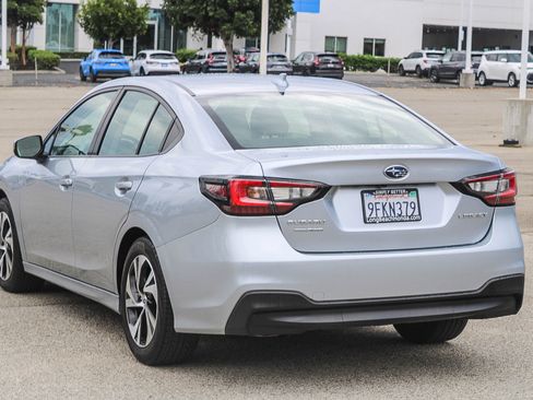 Used 2023 Subaru Legacy Premium AWD/4WD image 9