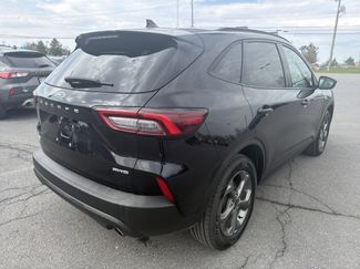 Certified 2025 Ford Escape ST-Line Select AWD/4WD video 3