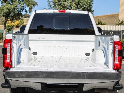 Used 2024 Ford F250 Lariat image 26
