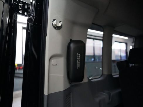 Used 2018 Ford Transit 350 XLT RWD image 36