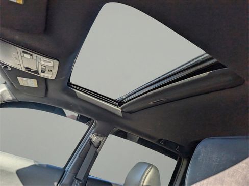 Used 2021 Toyota Tacoma image 18