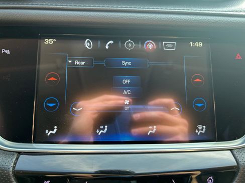 Used 2018 Cadillac XT5 Premium Luxury image 28